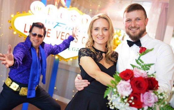 Faça como os famosos e descubra como se casar em Las Vegas